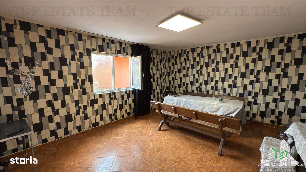 Casa individuala cu 8 camere in zona metrou Republica - Imagine principală: 4/16