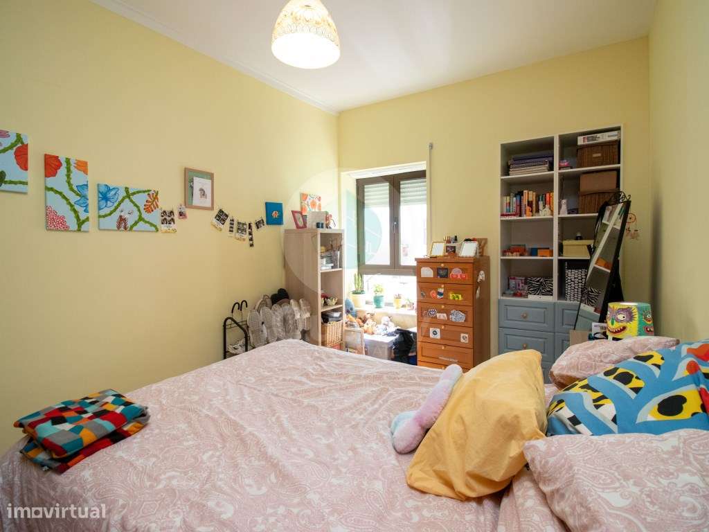 Apartamento T3 com Vista Rio em Excelente Localização-15