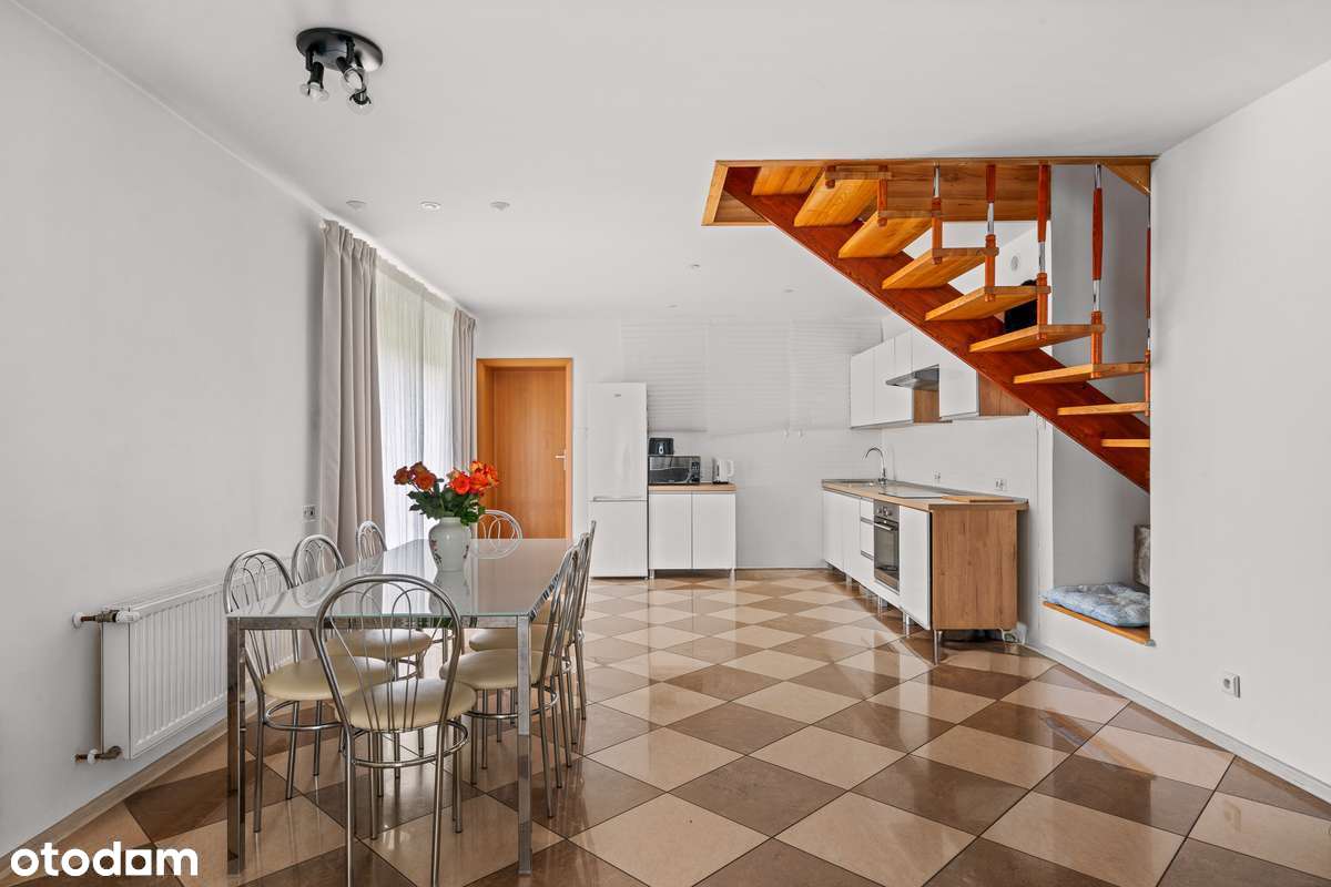 Przestronny dom wolnostojący 240m2, idealny  dla rodziny lub usługi-3