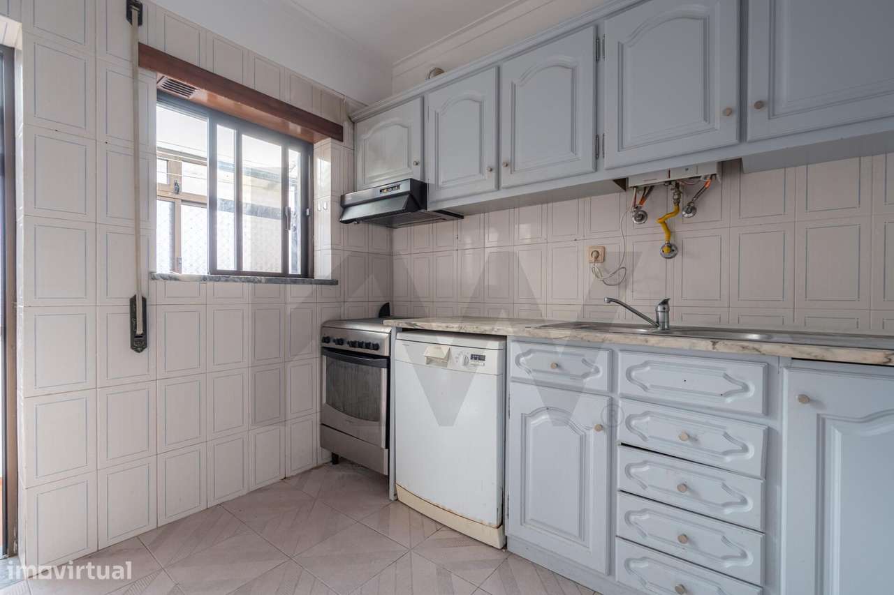 Apartamento T2 Duplex com Garagem em Santa-Clara - Grande imagem: 4/26