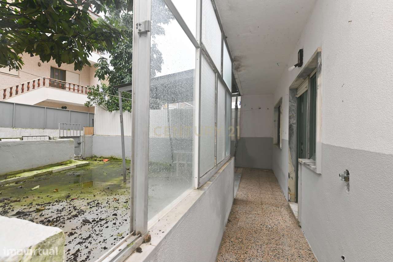 T1 com logradouro, Amora (Seixal) - Oportunidade - Grande imagem: 5/21