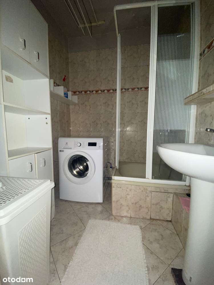 Przestronne 4-pokojowe mieszkanie z balkonem-3