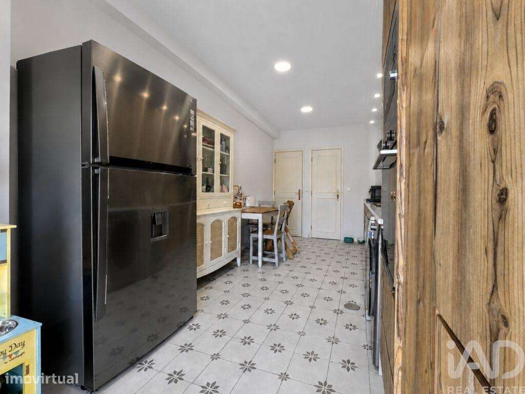 Apartamento T4 em Amora de 122 m2-9