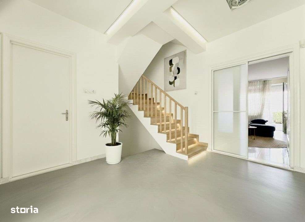 Vila cu piscina pe malul lacului Siutghiol  | Locatie premium Ovidiu- - Imagine principală: 5/13