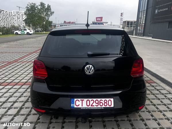 Volkswagen Polo 1.4 TDI (Blue Motion Technology) Highline - 12