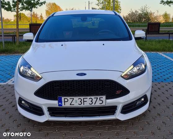 Ford Focus 2.0 TDCi ST - 2