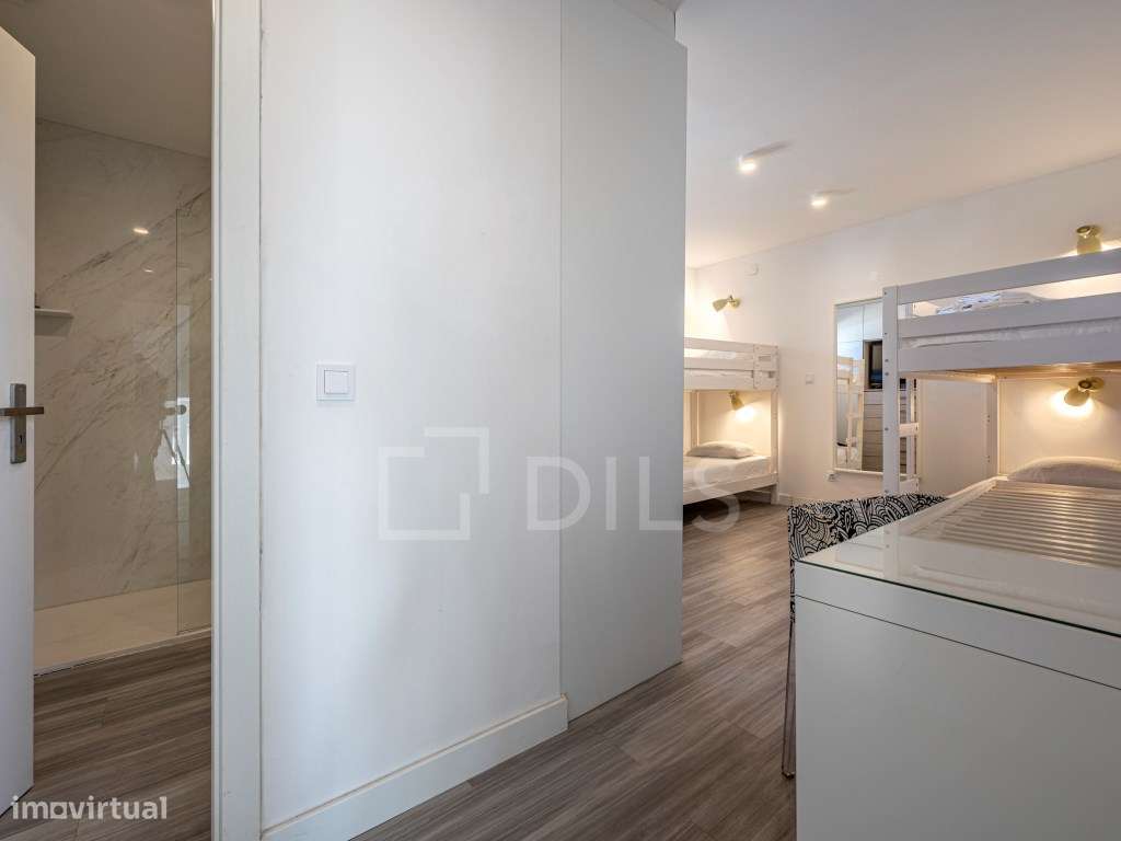 Moradia T6+1 em Soltróia, junto à praia, com piscina-29