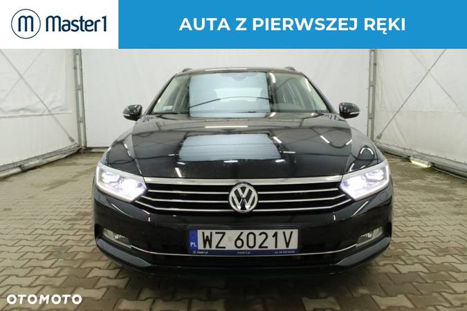 Volkswagen Passat - 2