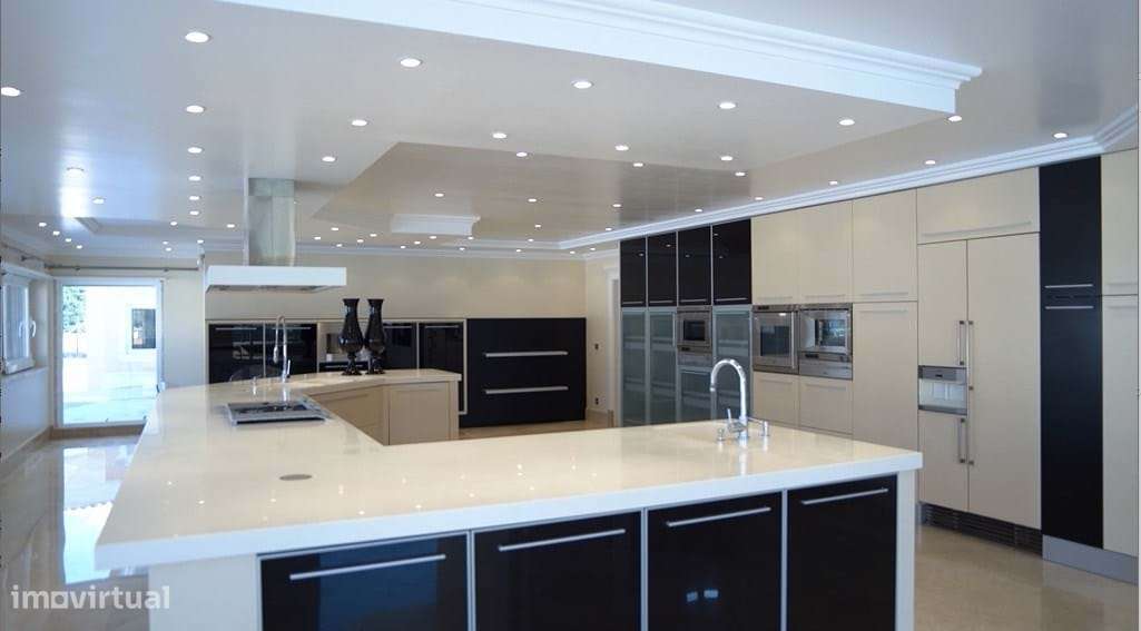 Villa exclusiva com vista para a serra de Sintra - Várzea de Sintra, S-24