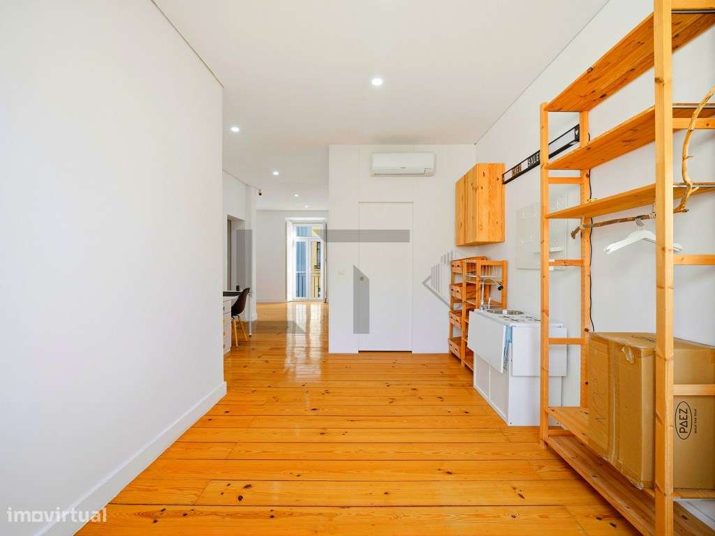 Prédio/Moradia T4 com Pátio para Venda em Campo de Ourique, Lisboa-22
