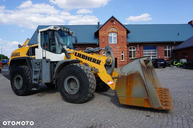 Liebherr L 566 xPower - 1