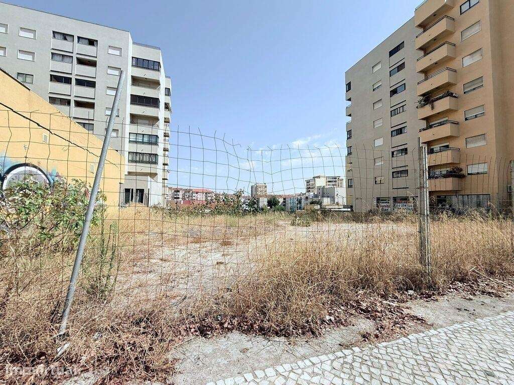 Terreno em Alto do Seixalinho, Santo André e Verderena de 1575,00 m2 - Grande imagem: 4/30