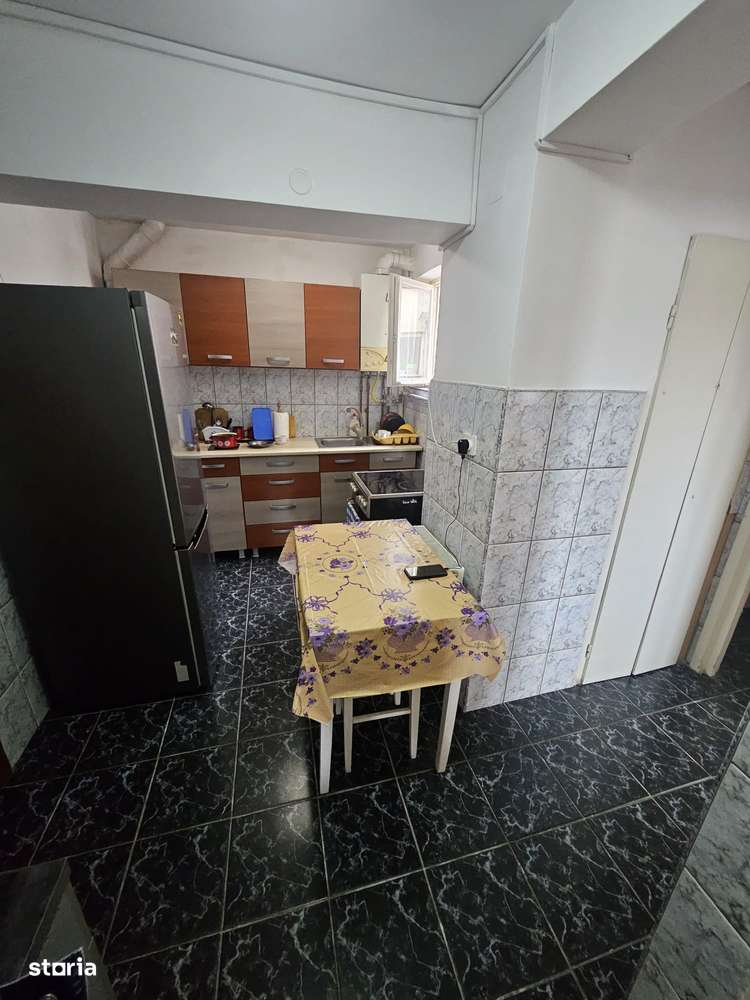 Apartament 2 camere - Zona Piata Somes - Decomandat - Imagine principală: 4/6