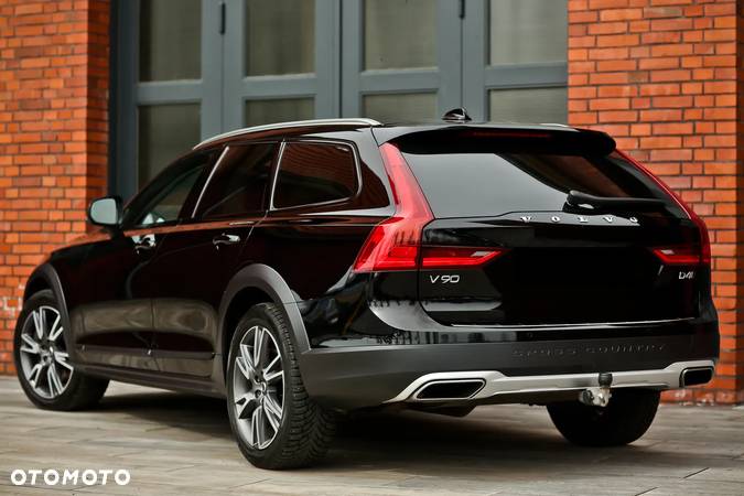 Volvo V90 Cross Country D4 AWD Geartronic - 11
