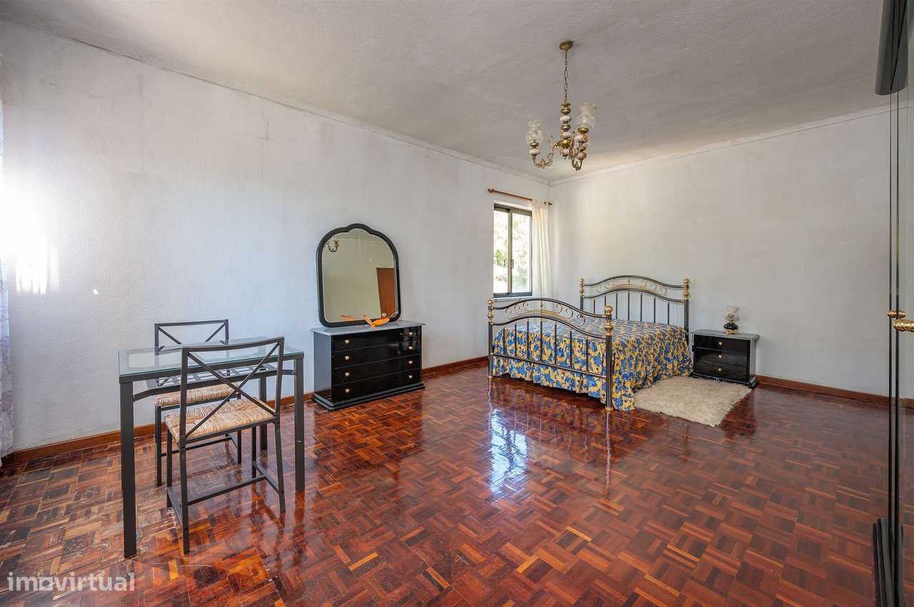 Moradia 10 assoalhadas com vista deslumbrante de Mar e de Serra.-31