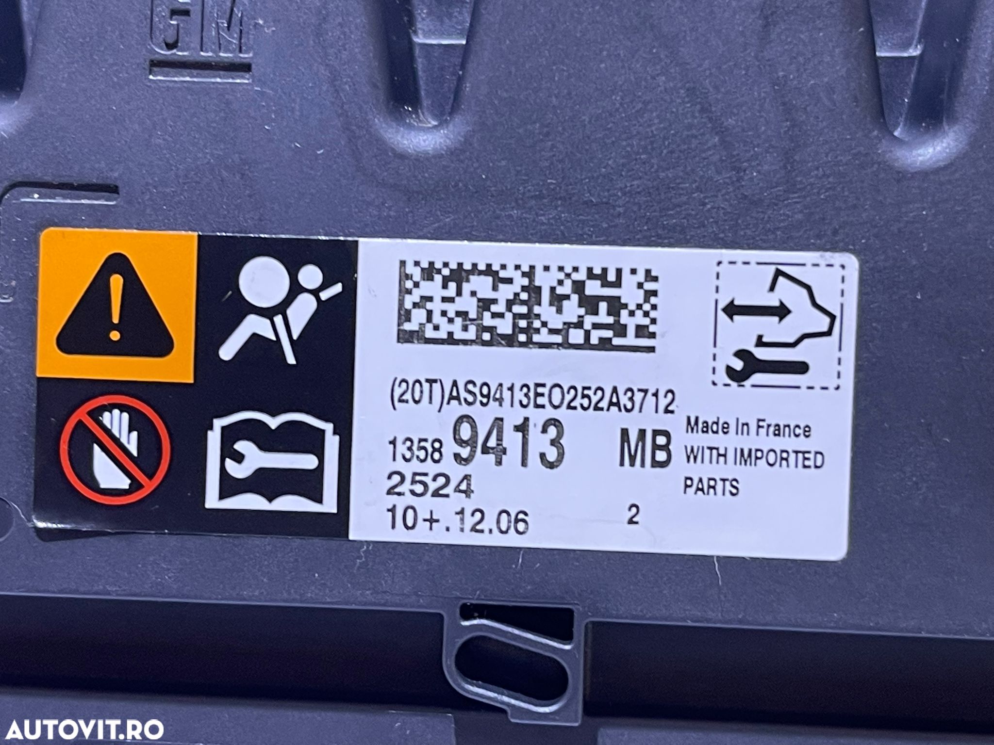 Unitate Modul Calculator Airbag - uri Opel Astra J 2009 - 2015 Cod 13589413 - 1