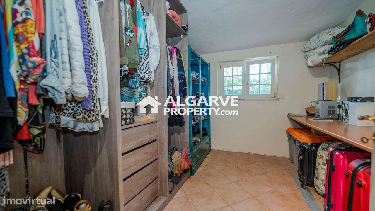 Moradia V4 térrea perto da praia entre Vilamoura e Vale do Lobo-17