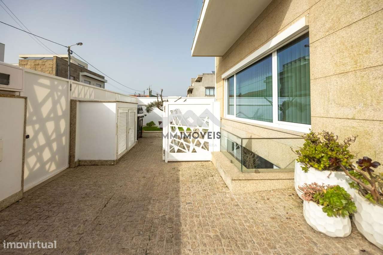 Moradia T3+1 | Lavra - Matosinhos | 2ª Linha de mar - Vista Desafogada-39