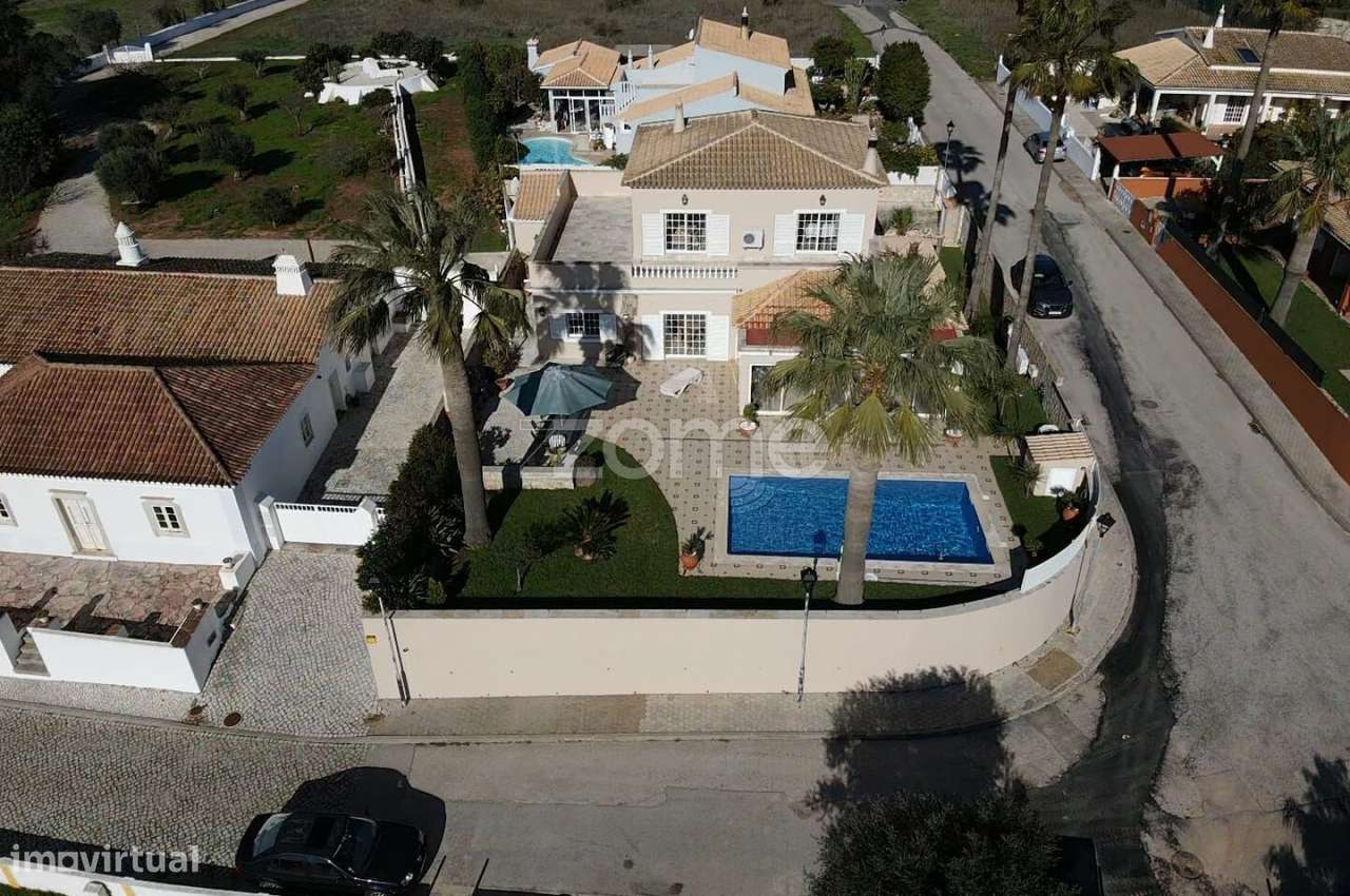 Moradia V3 com piscina e garagem em Monte Boi, S.B.Messines - Grande imagem: 5/60