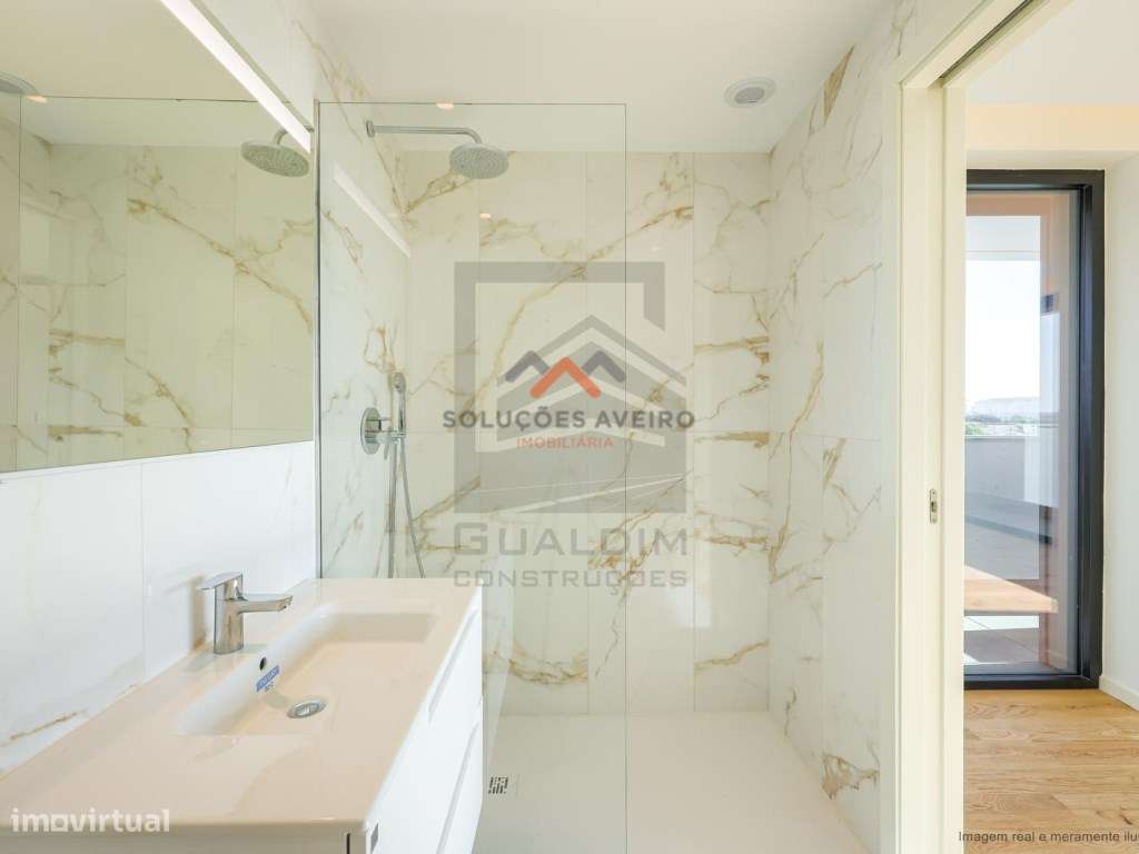 Apartamento T2+ Terraço Implex em Aveiro!-54