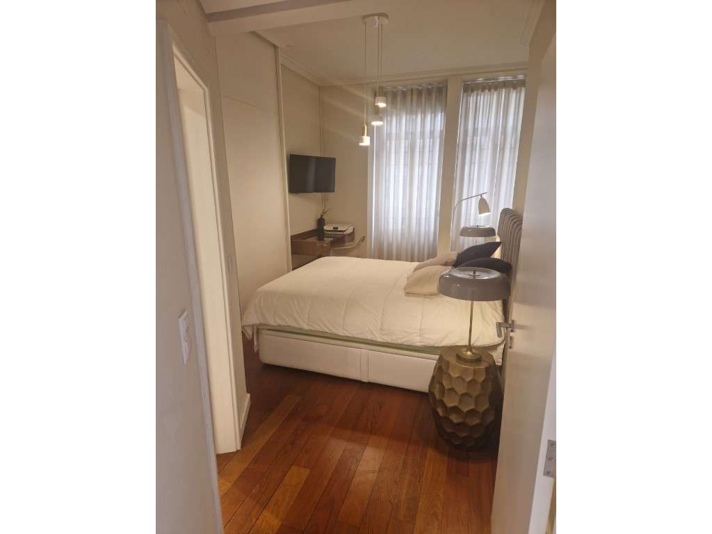 APARTAMENTO T1 BRAAMCAMP / CASTILHO - Grande imagem: 5/22