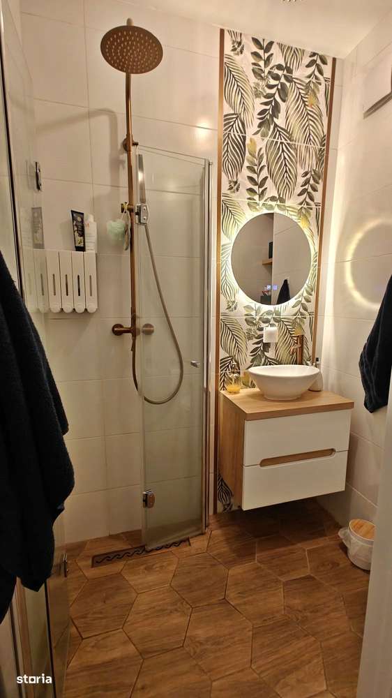 Apartament 3 camere, etaj 1, parcare, la cheie, Sopor - Imagine principală: 5/9