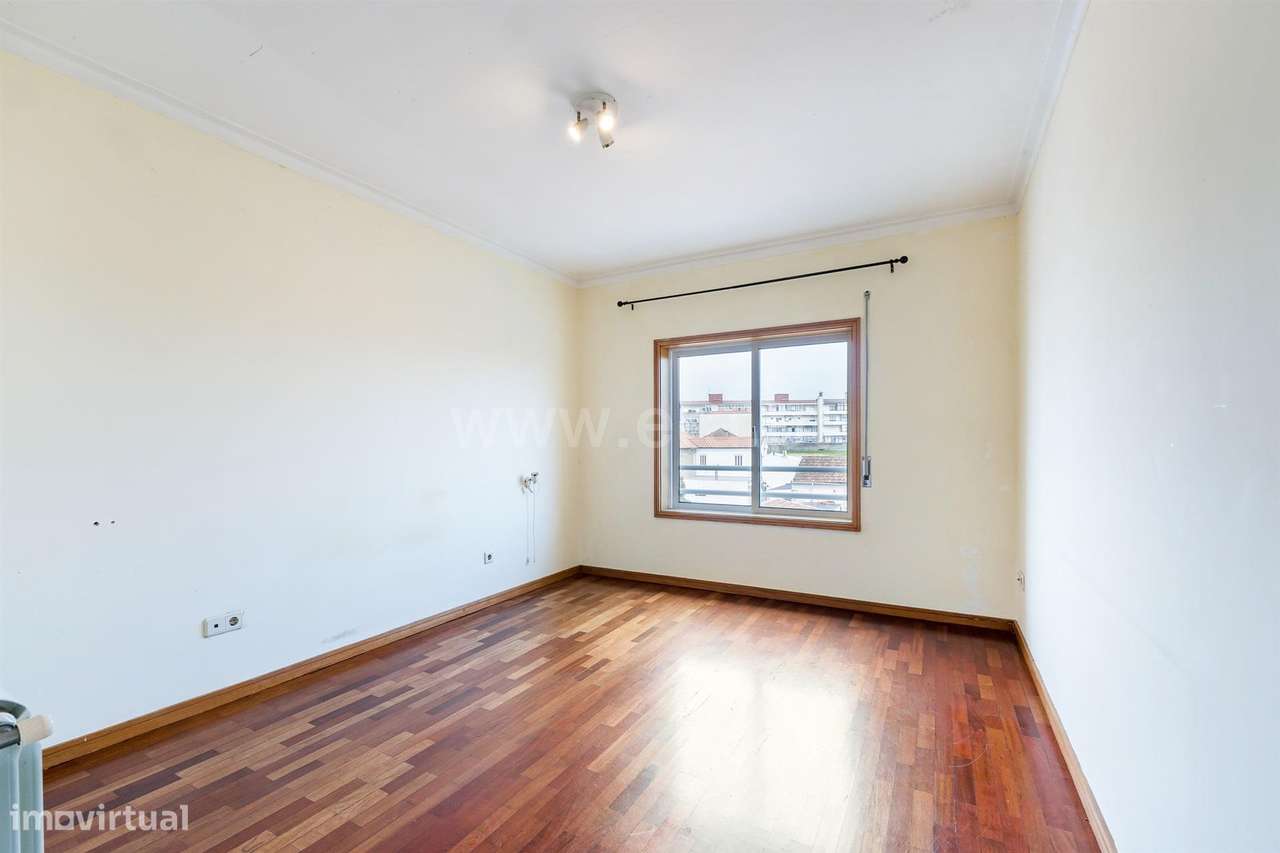 Apartamento T3 em Paredes-9