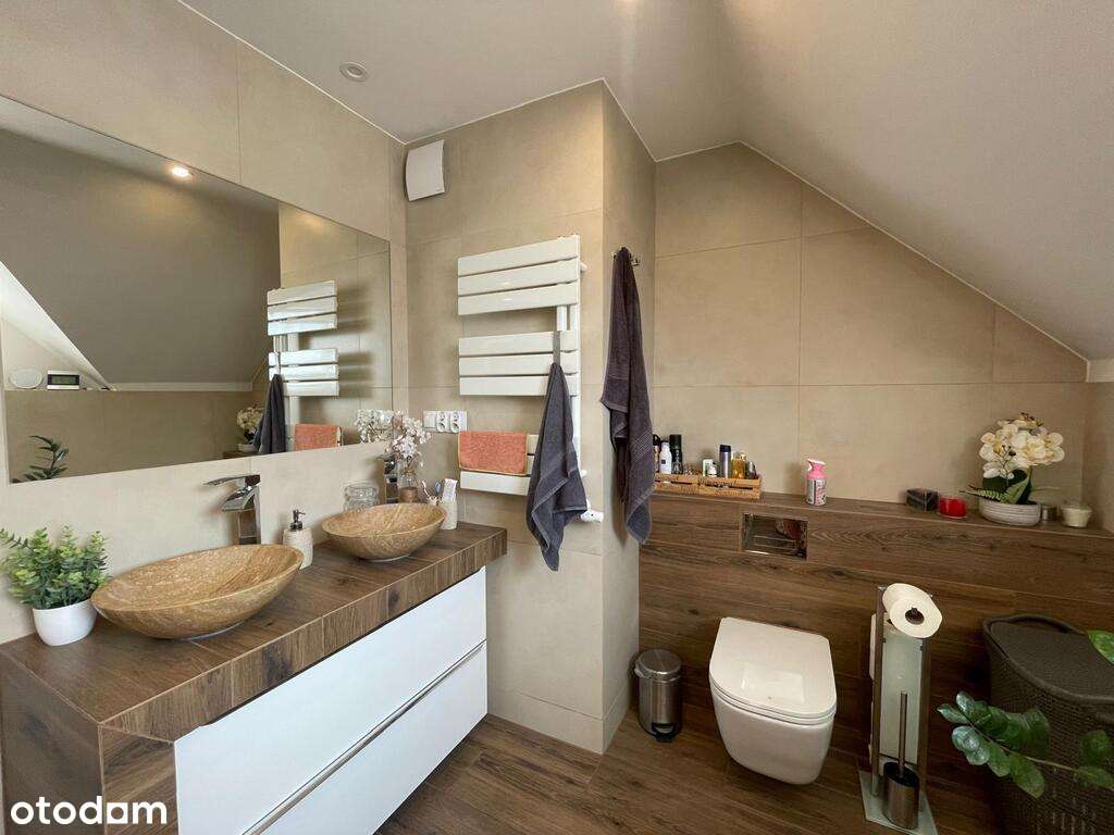 Komfortowy dom na sprzedaż lub najem-13