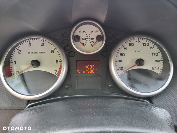 Peugeot 207 1.4 16V Presence - 20
