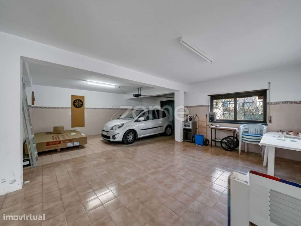 Moradia T5 Jardins da Parede pronta a habitar - Grande imagem: 4/22