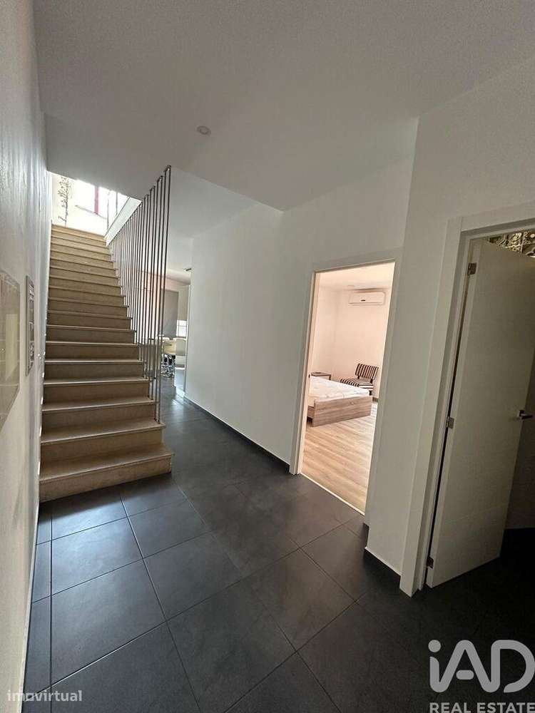Duplex T3 em Covilhã e Canhoso de 119,00 m2-21