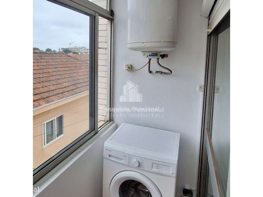 Oportunidade de negócio em Ramalde Duplex T1+1 .-9