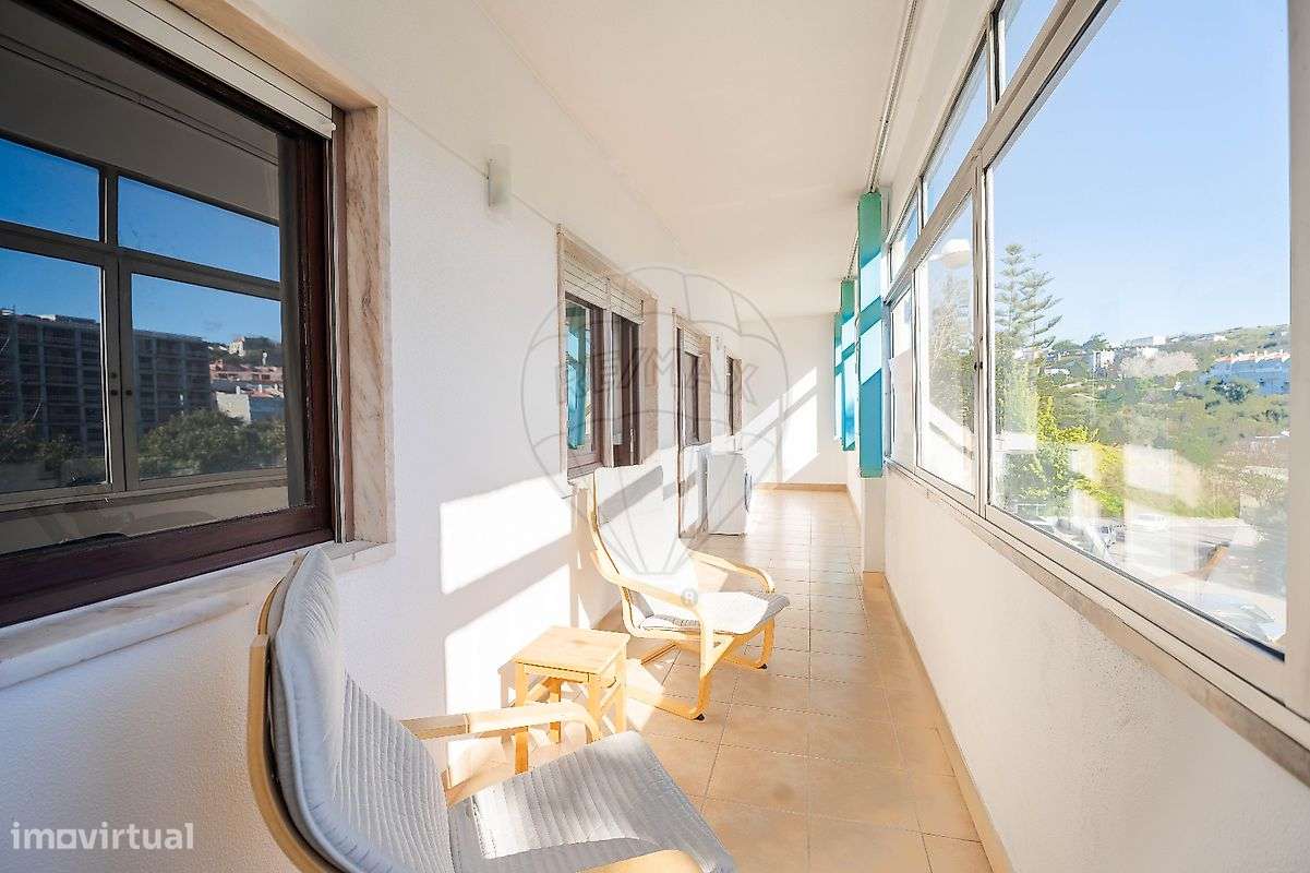 Apartamento T4 c/ Terraço-7