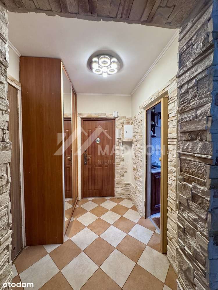 40 m² | 2 pokoje | balkon | piwnica | ul. Ciołka - Więcej