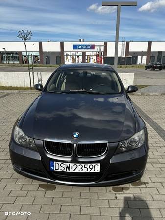 BMW Seria 3 320i - 15