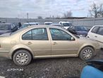 Dezmembram Volkswagen Bora, an 2001, 1.6 16V, 105 cp, Euro 4 - 4