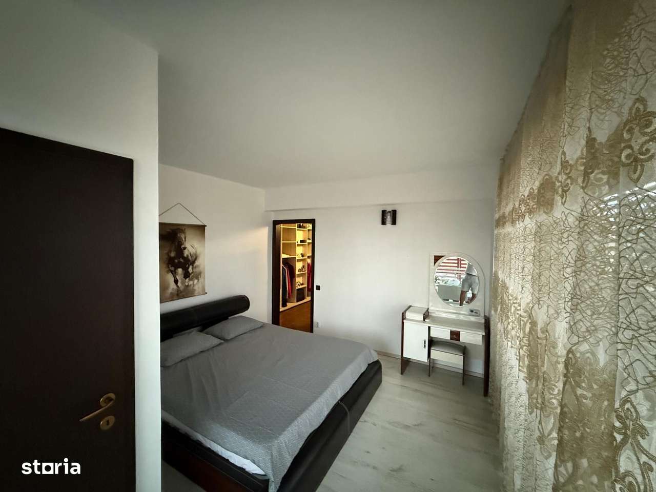 Apartament (pe 2 nivele) 3 camere Zona Negru Vodă/Nord - Imagine principală: 5/8