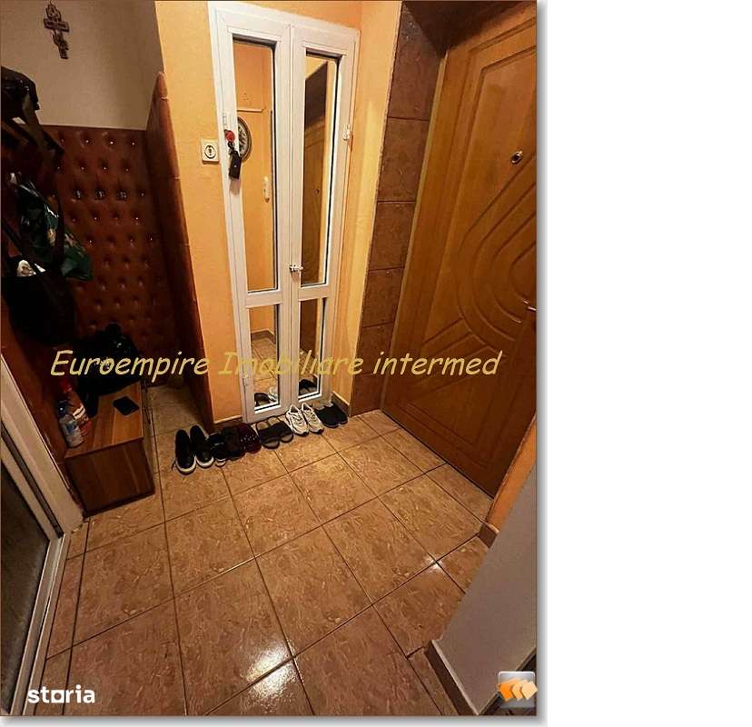 Apartament 2 camere de vanzare zona Far-1