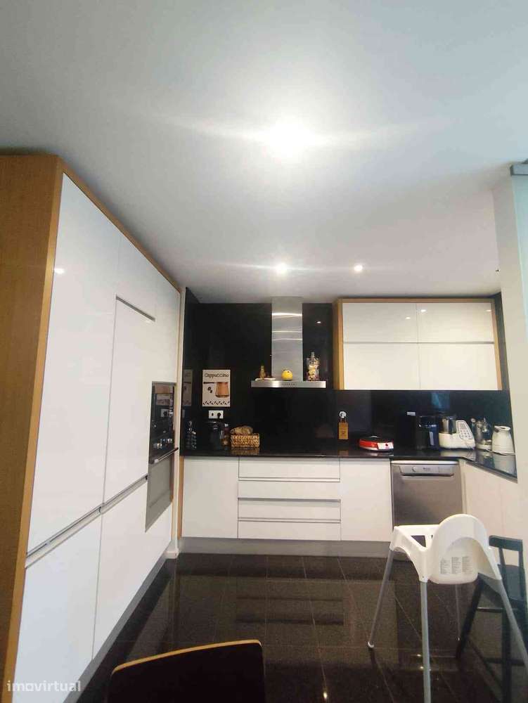 OPORTUNIDADE JUNTO AO ESTADIO DO DRAGÃO - Grande imagem: 3/14