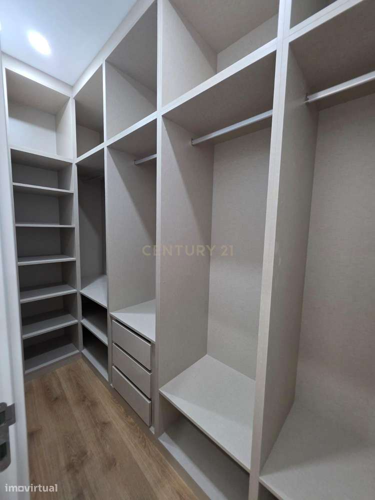 T3 a ESTREAR na Penha de França C/SUITE E CLOSET– Acabamentos Únicos-17