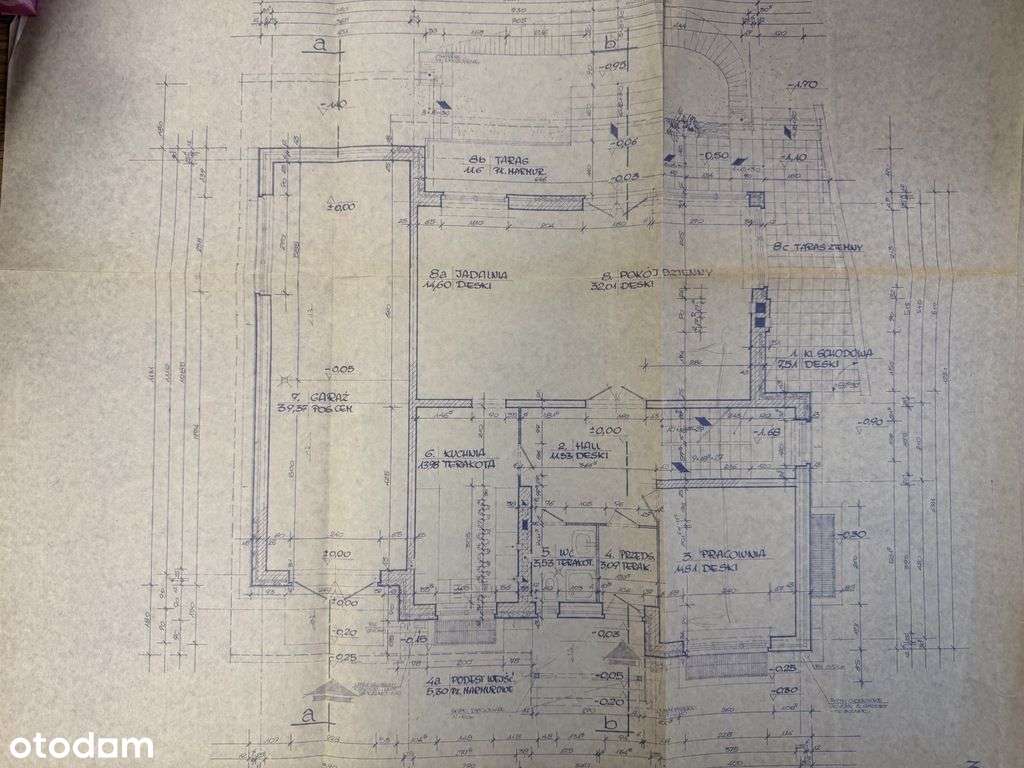 Duży dom z ogromnym potencjałem w Łobzie-4