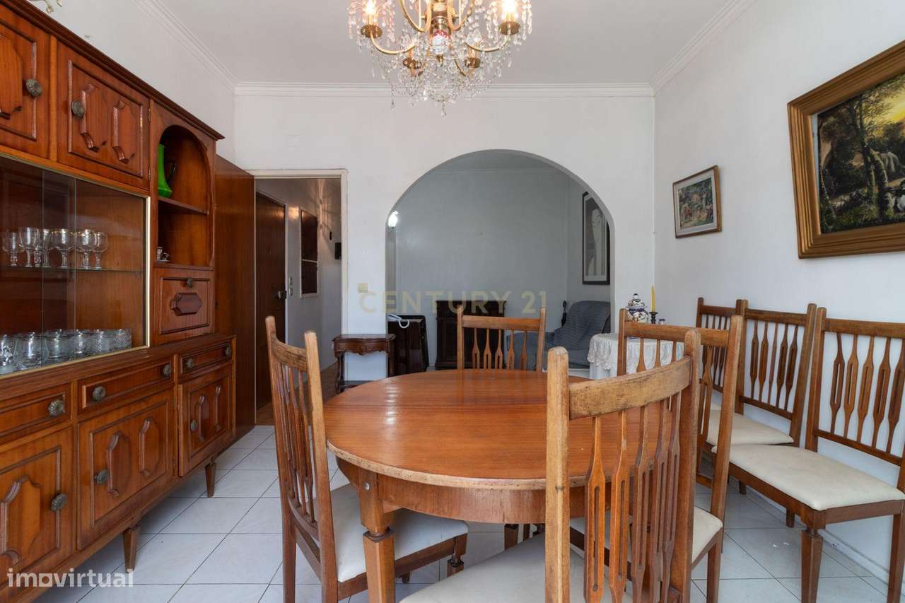 Oportunidade única de investimento em Odivelas – 50% de prédio em prop-16