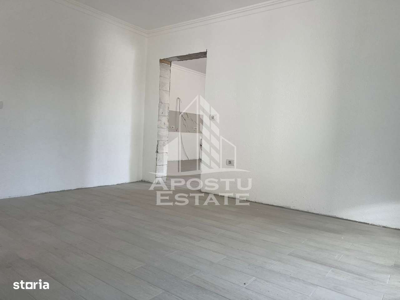 Apartament cu 3 camere, 2 locuri de parcare, zona Lipovei - Imagine principală: 5/20