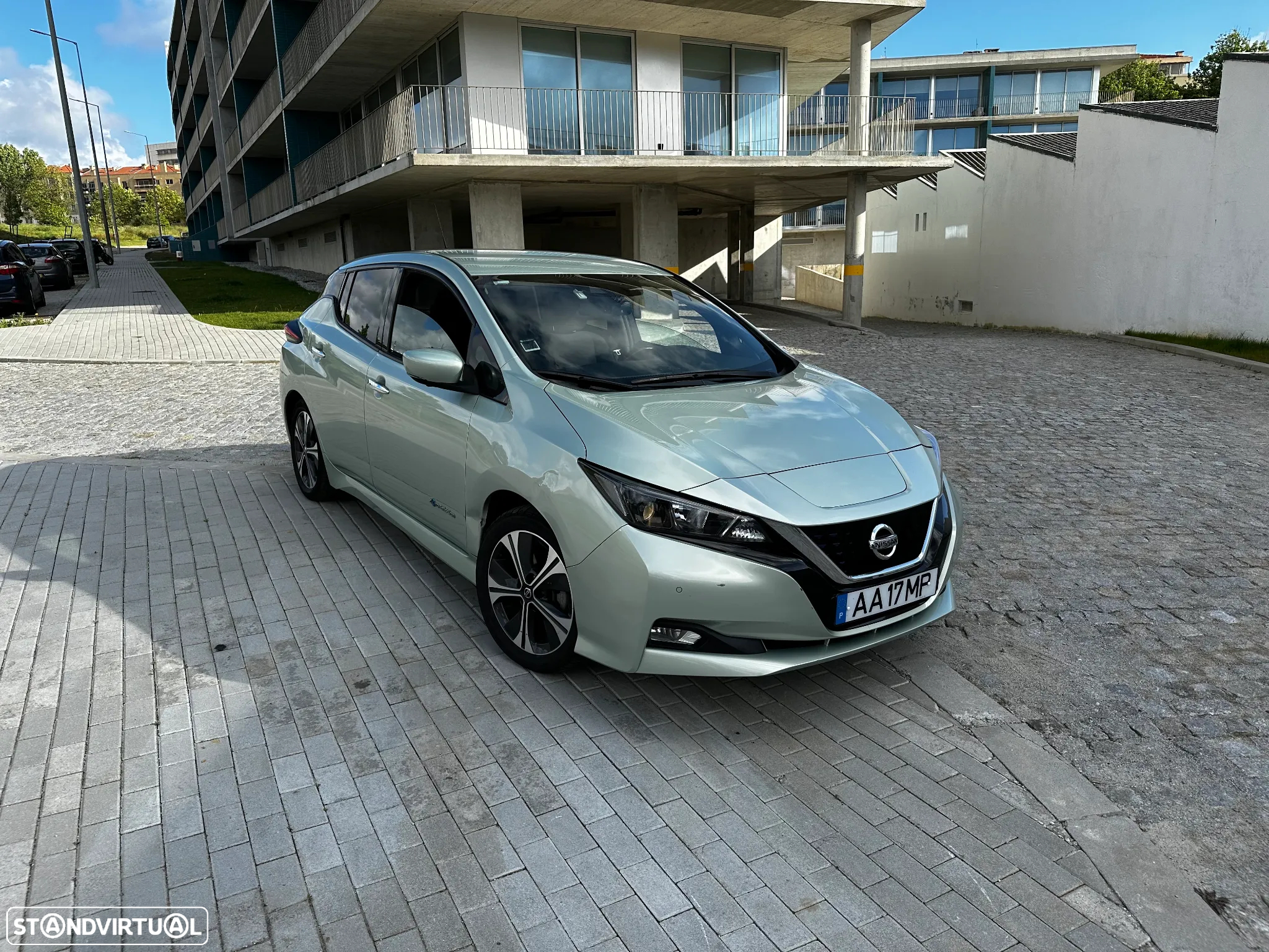 Nissan Leaf 40 kWh N-Connecta - 8