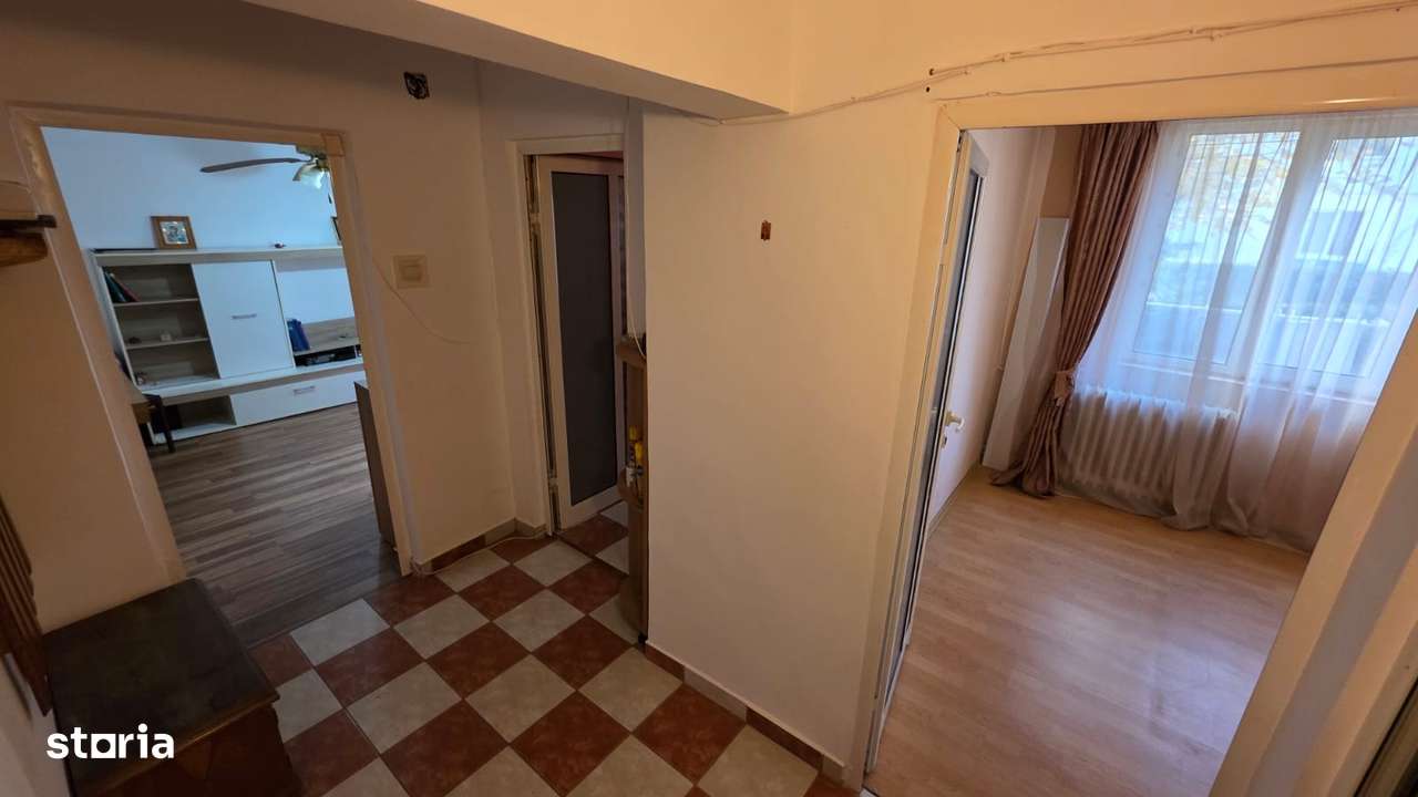 Apartament 2 Camere Parter Sud Echitatii M-uri-5