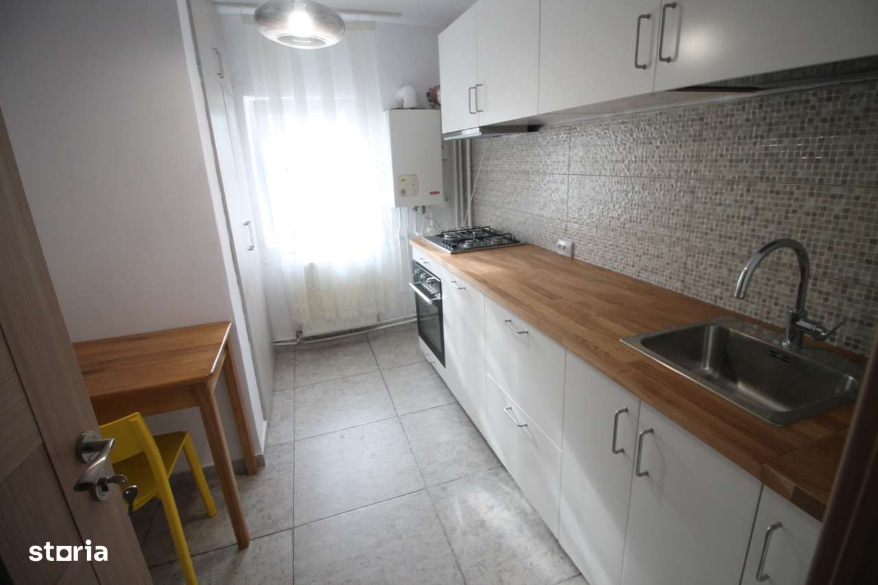 Persoana privata - 3 semi Neagoe Voda luminos, calduros - Imagine principală: 4/11