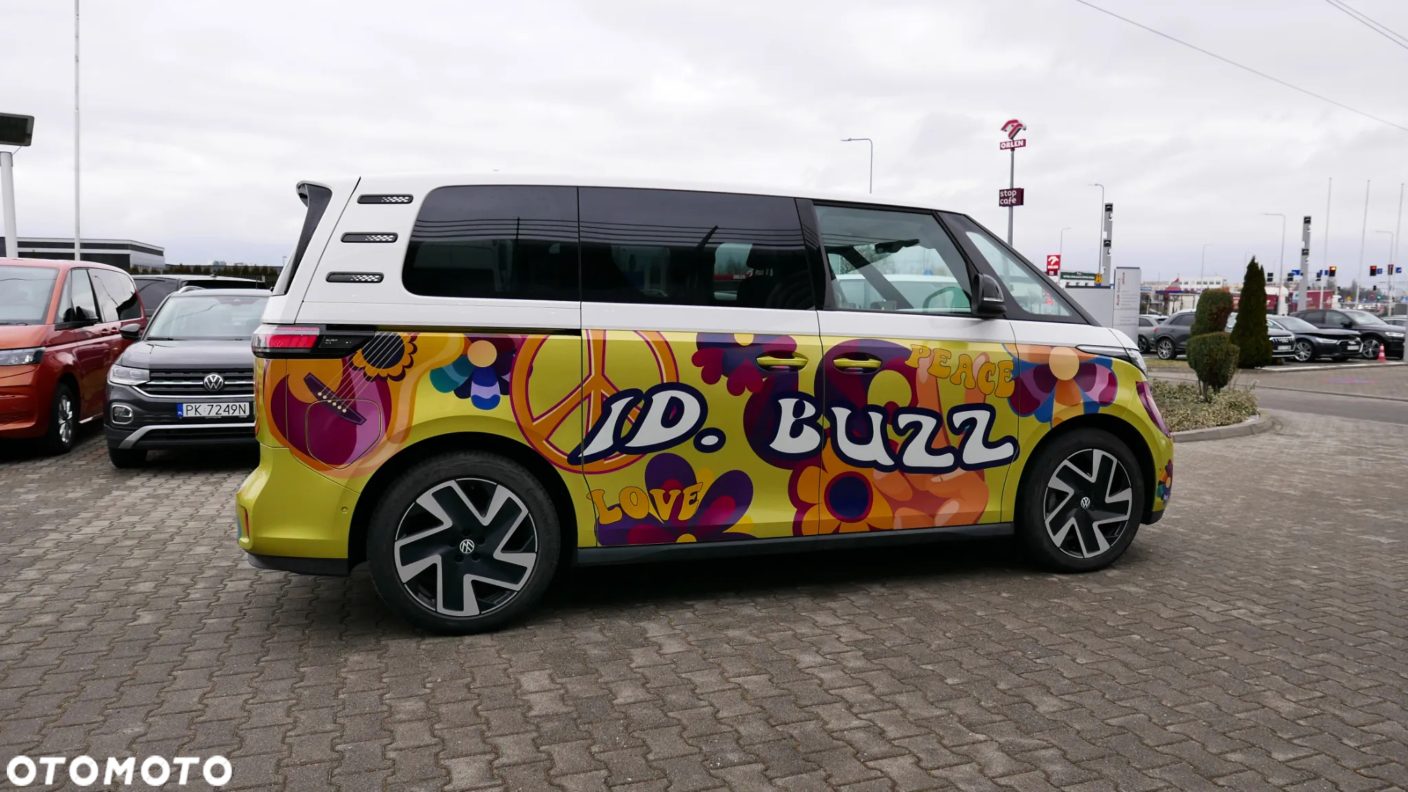 Volkswagen ID.Buzz - 8