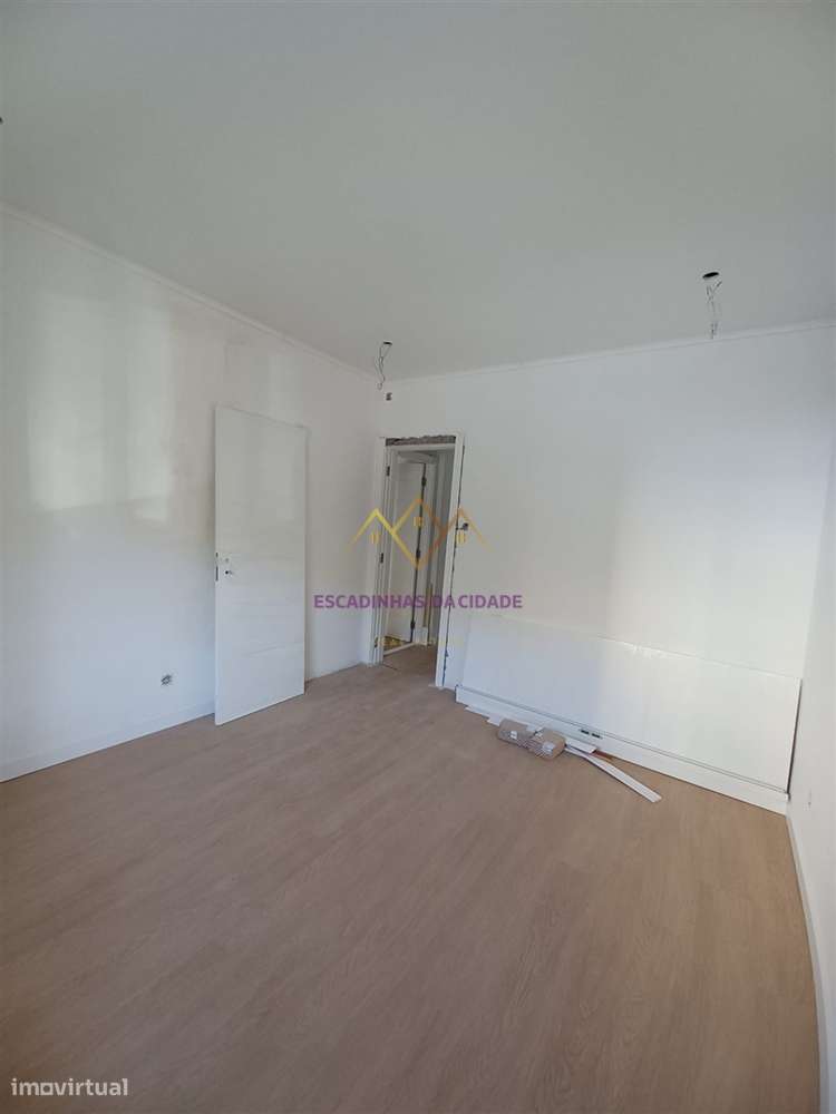 T3 remodelado a estrear na Falagueira, Amadora - Grande imagem: 3/41