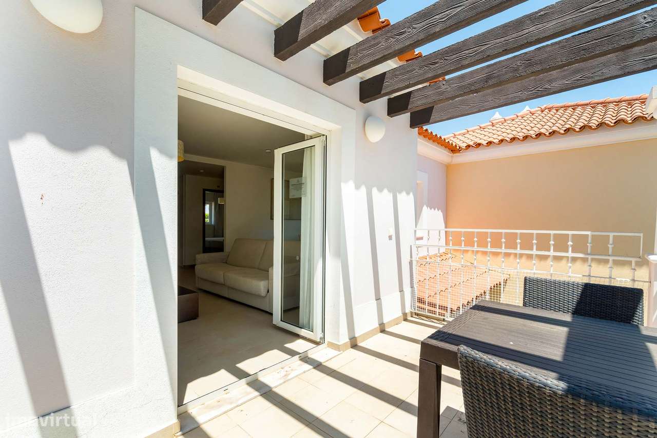 Elegante Apartamento T1 com agradável varanda em Resort-18