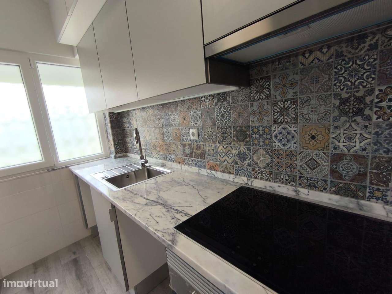 T2 no coração de Carenque -VIRADO A SUL - Grande imagem: 2/41